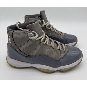 Size 7Y - Jordan 11 Retro High‎ Cool Grey (USED, no box) Womens 8.5 Please Read